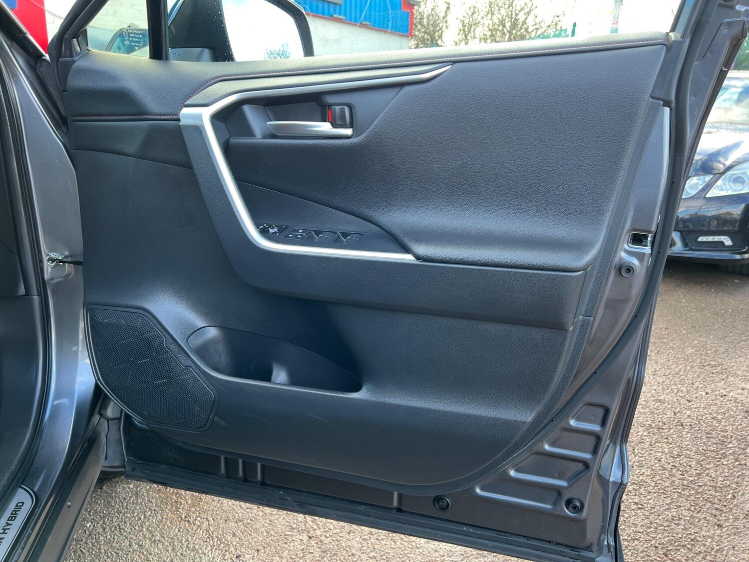 Used Toyota RAV4 for sale - 77672049: Photo 48