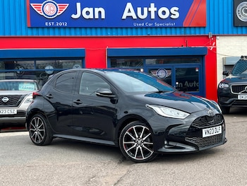 Used Toyota Yaris 2023 for sale - 79094018: Photo