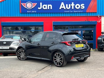 Used Toyota Yaris 2023 for sale - 79094018: Photo