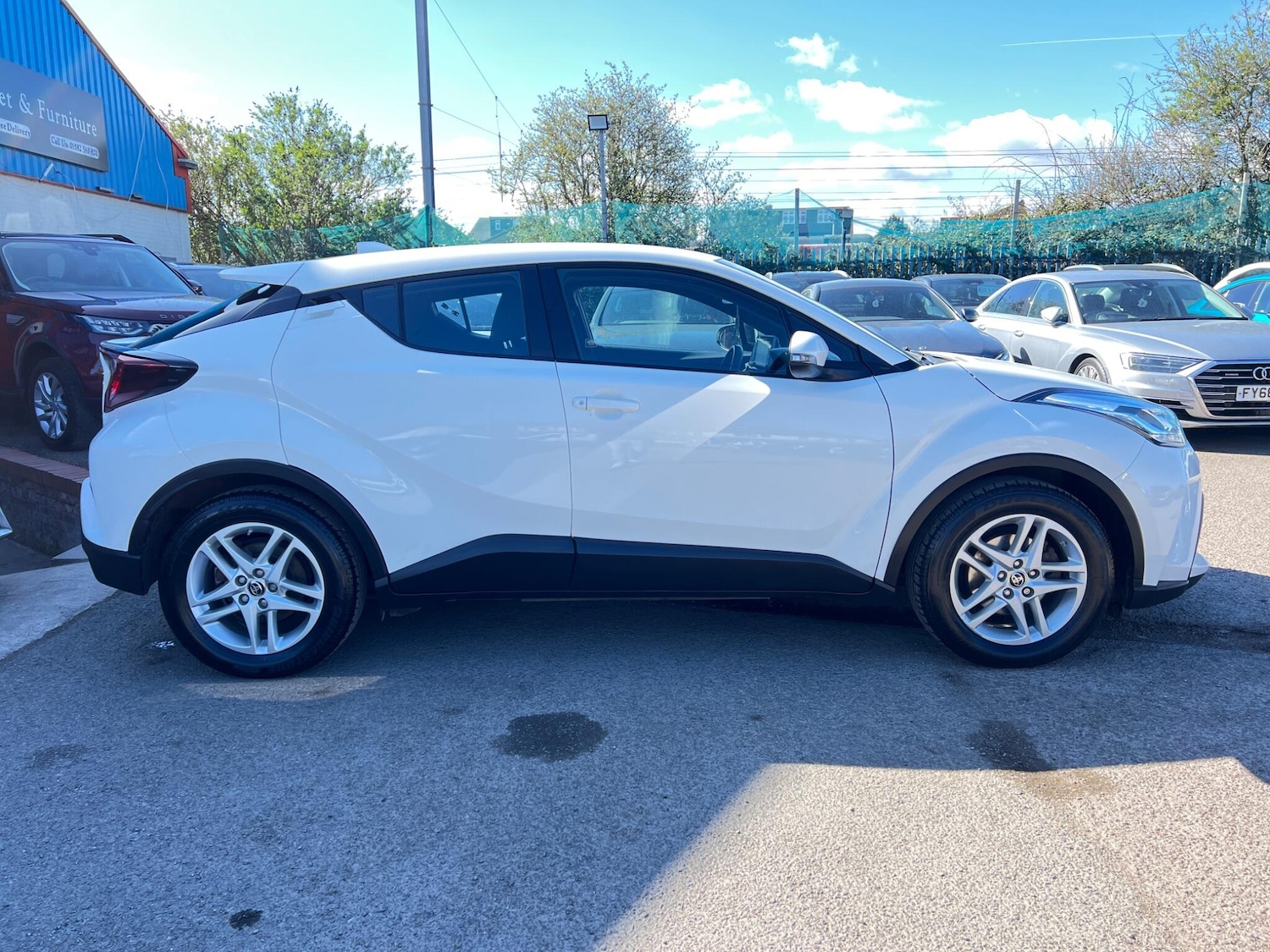 Used Toyota C-HR for sale - 78058019: Photo 3