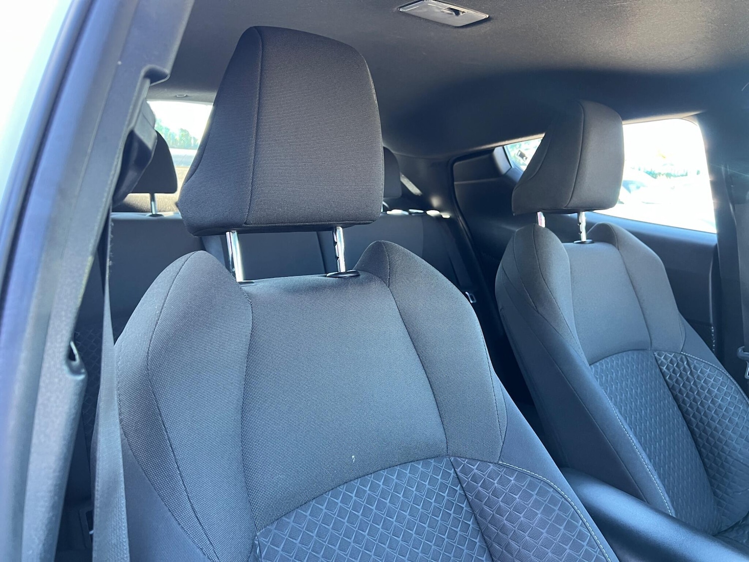 Used Toyota C-HR for sale - 78058019: Photo 39