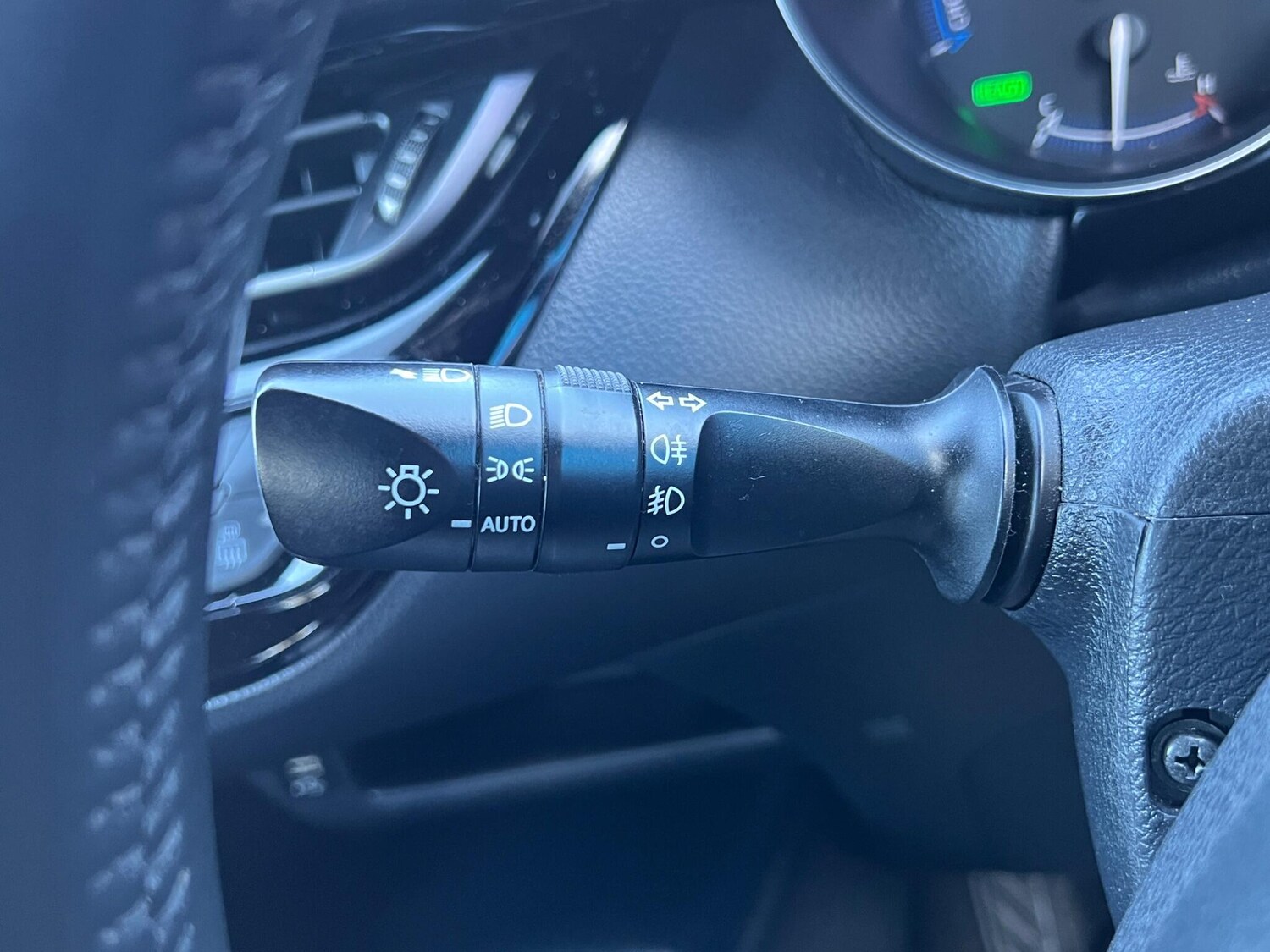 Used Toyota C-HR for sale - 78058019: Photo 44