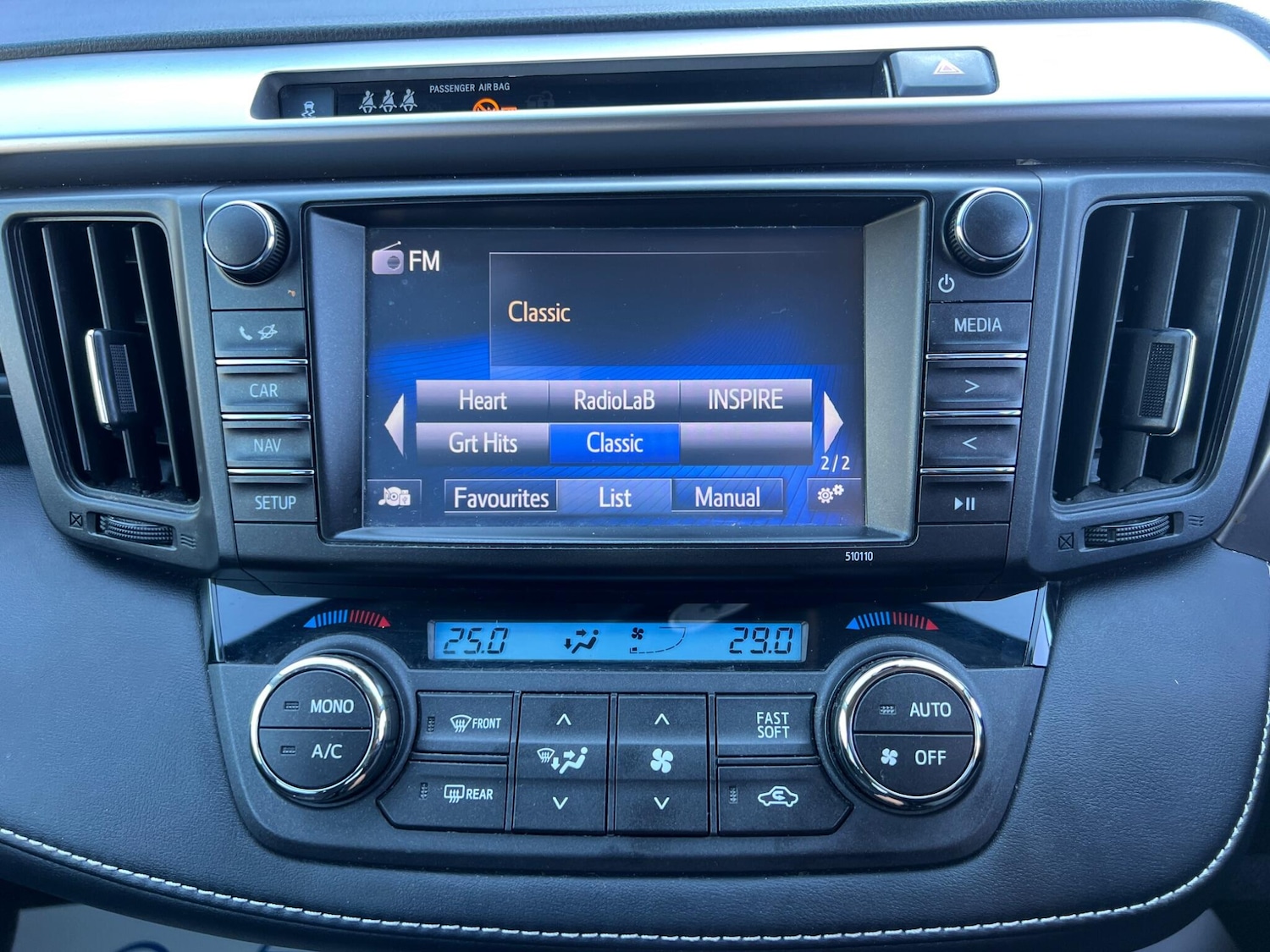 Used Toyota RAV4 2017 for sale - 77969902: Photo 23