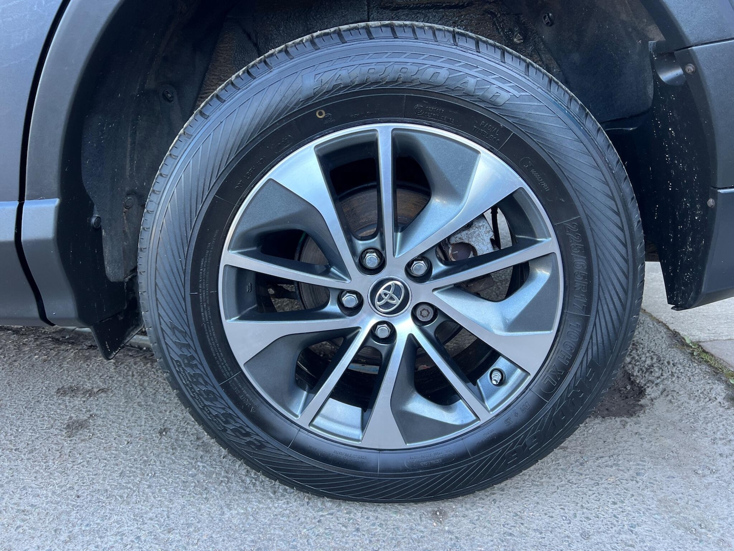 Used Toyota RAV4 2017 for sale - 77969902: Photo 48