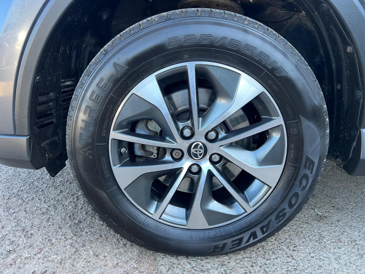 Used Toyota RAV4 2017 for sale - 77969902: Photo 49