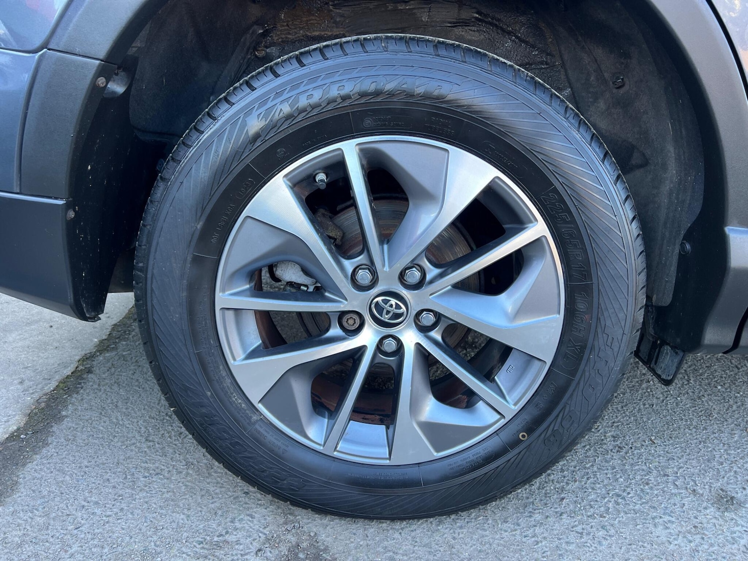 Used Toyota RAV4 2017 for sale - 77969902: Photo 51