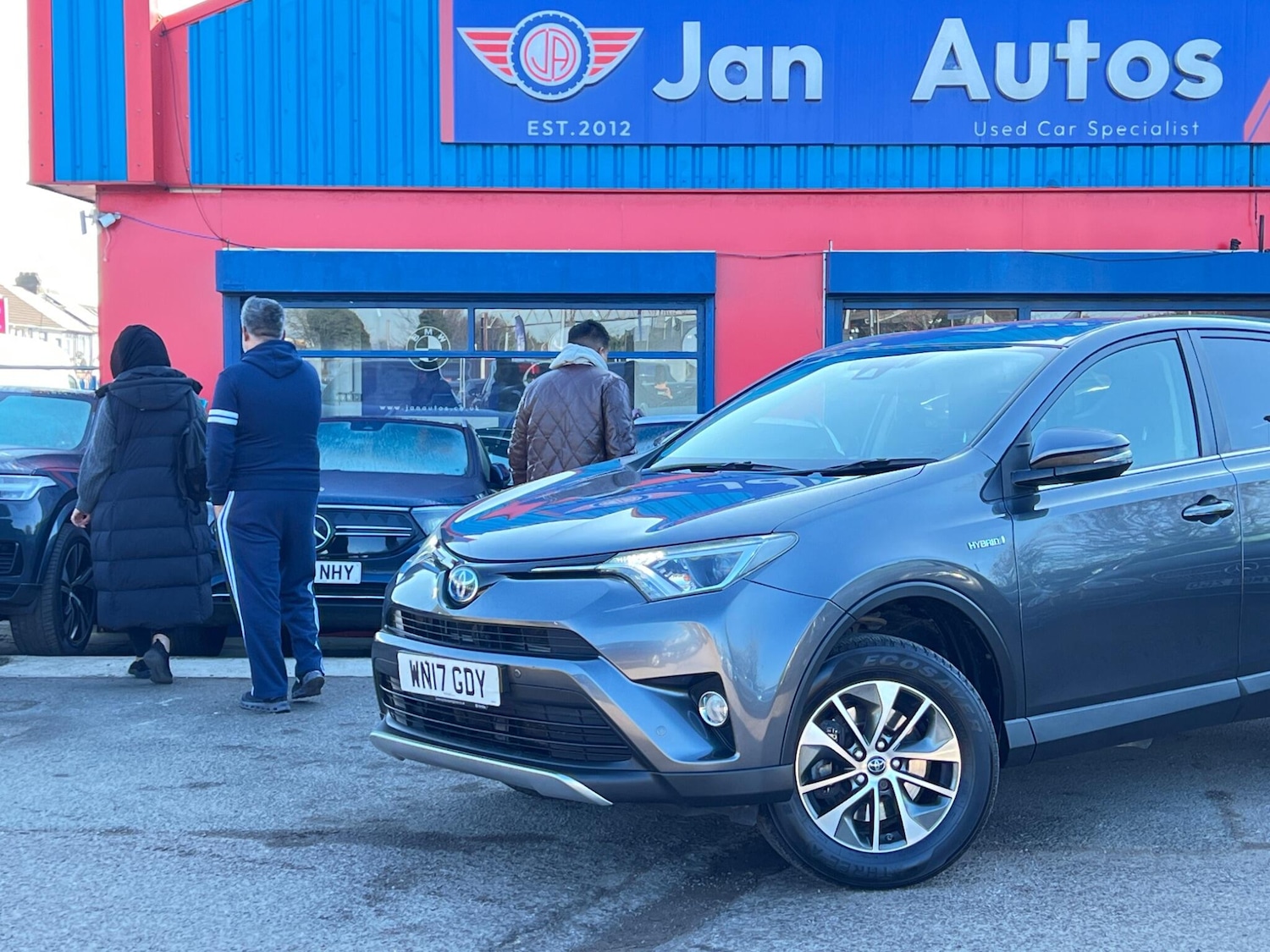Used Toyota RAV4 2017 for sale - 77969902: Photo 59
