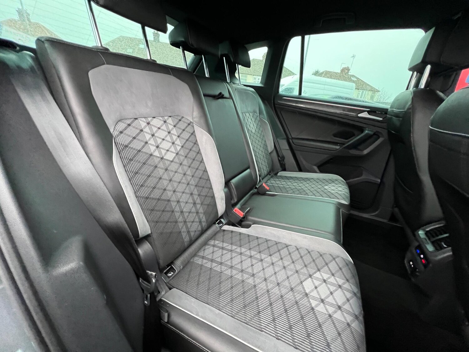 Used Volkswagen Tiguan for sale - 77670579: Photo 13