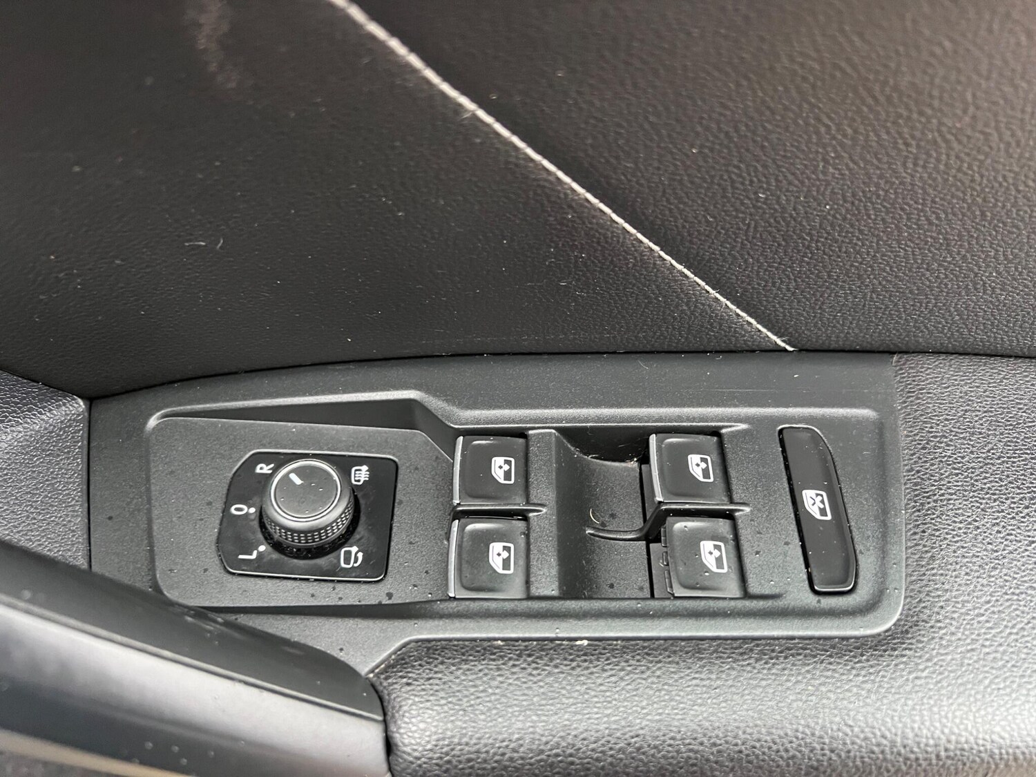 Used Volkswagen Tiguan for sale - 77670579: Photo 43