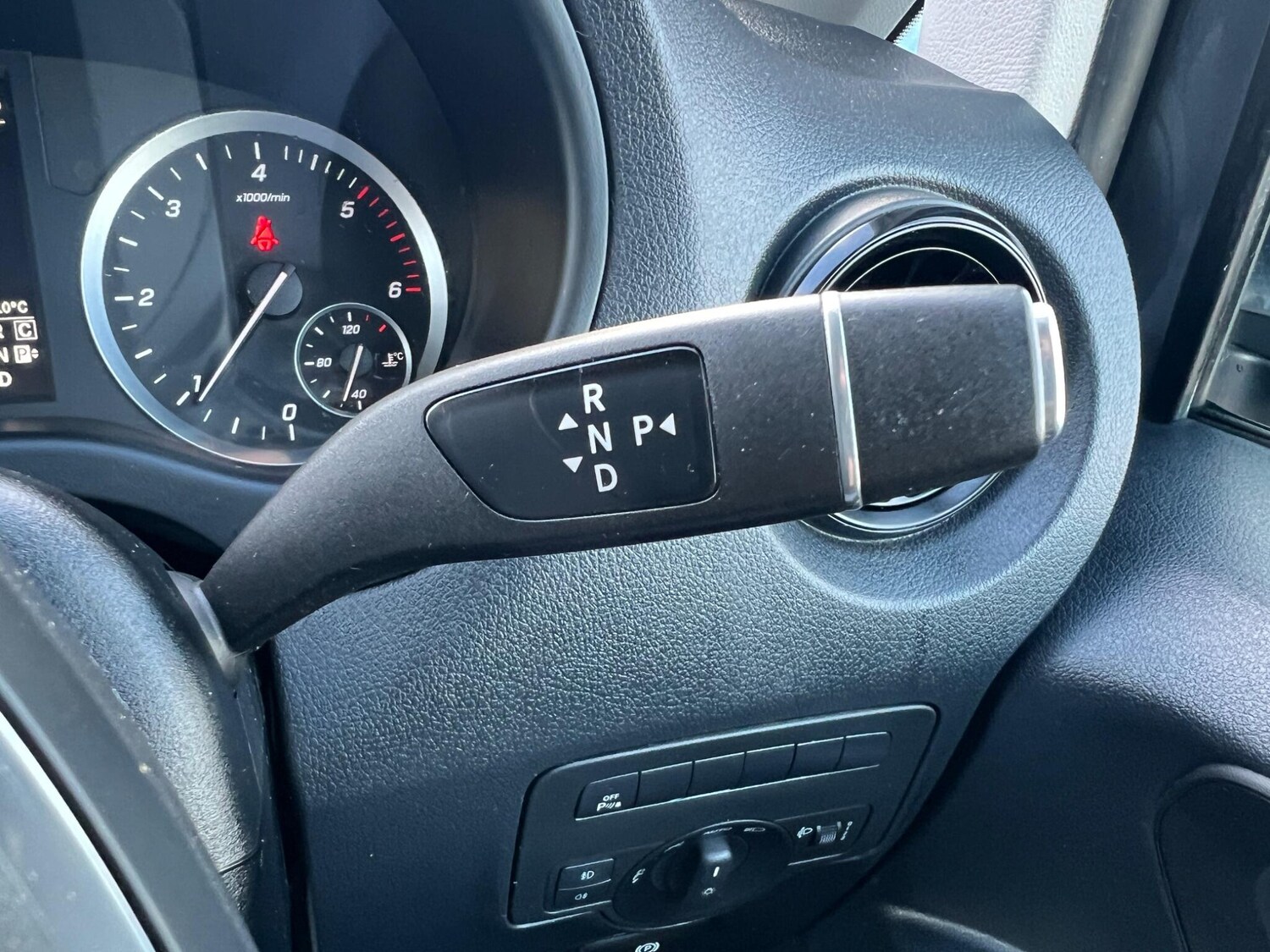 Used Mercedes-Benz Vito for sale - 77670441: Photo 42