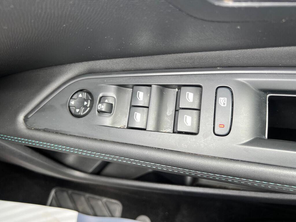 Used Peugeot 3008 for sale - 77670686: Photo 25