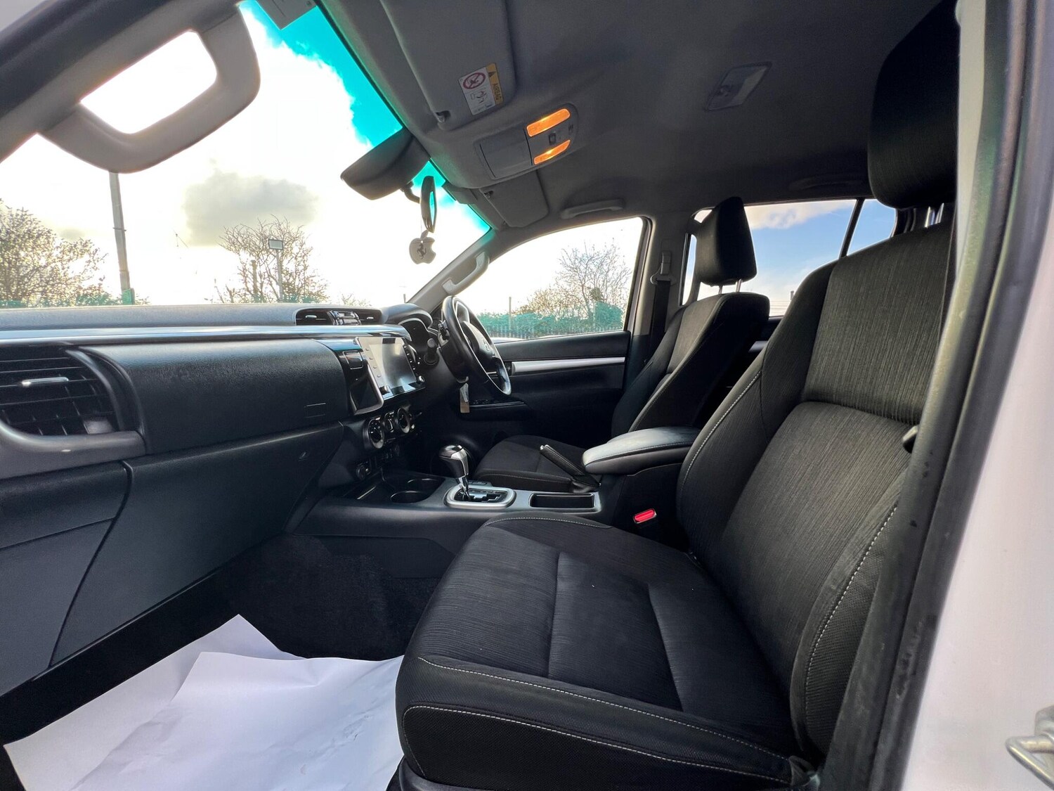 Used Toyota Hilux for sale - 77671689: Photo 13