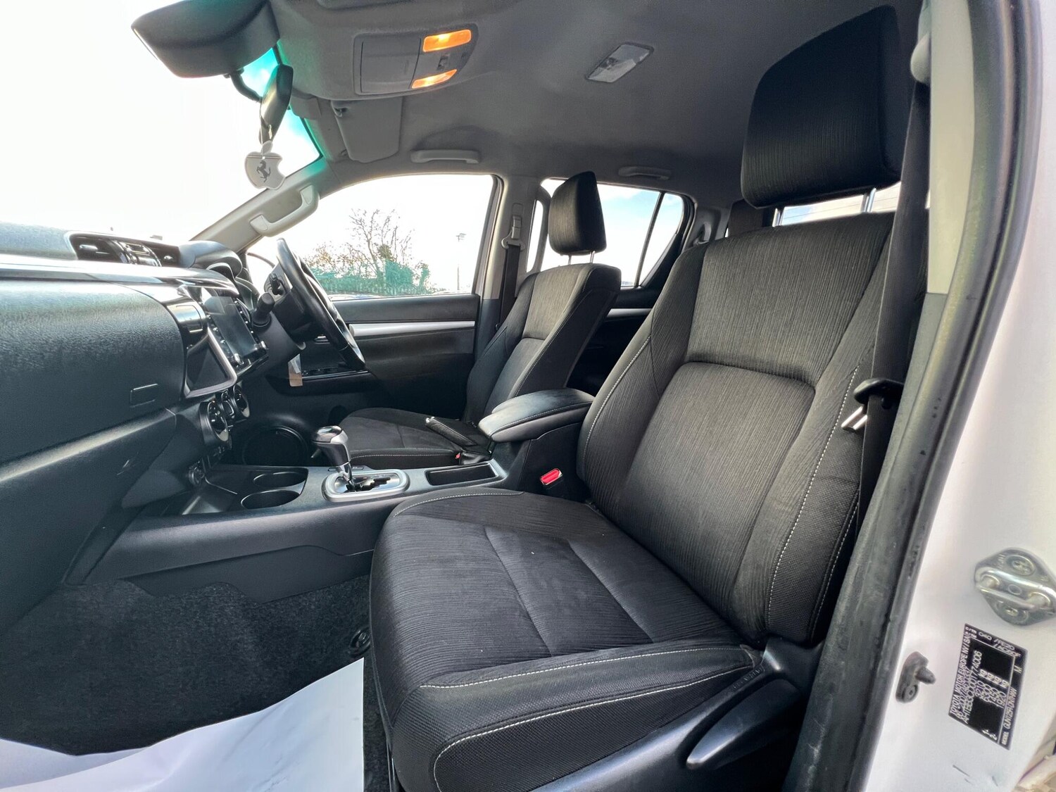 Used Toyota Hilux for sale - 77671689: Photo 14