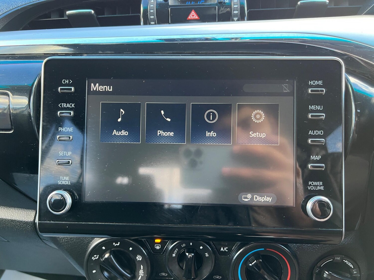 Used Toyota Hilux for sale - 77671689: Photo 22