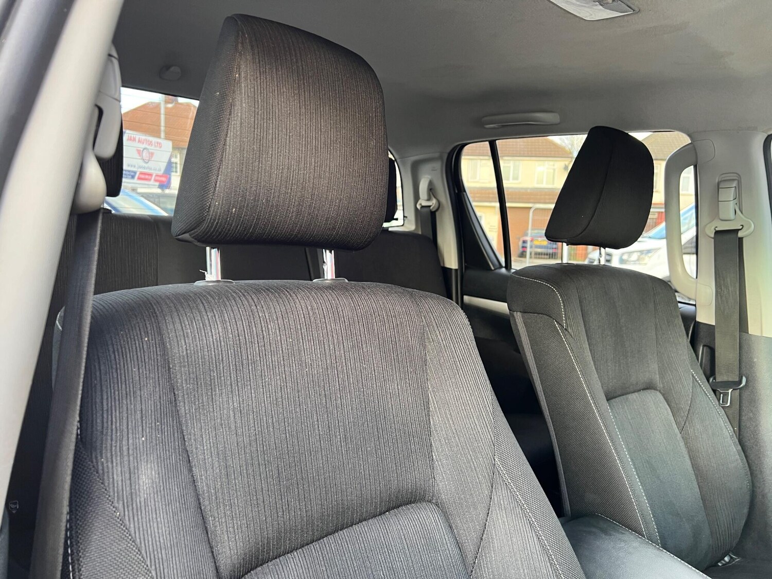 Used Toyota Hilux for sale - 77671689: Photo 37