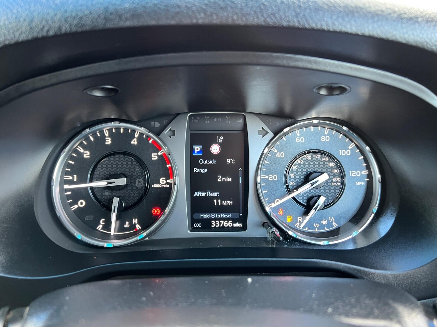 Used Toyota Hilux for sale - 77671689: Photo 46