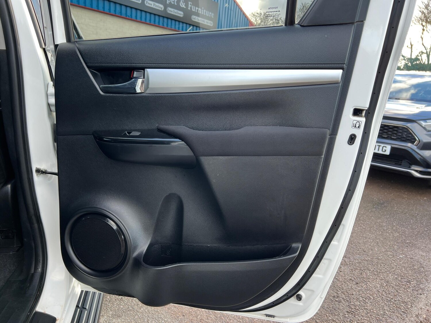 Used Toyota Hilux for sale - 77671689: Photo 49