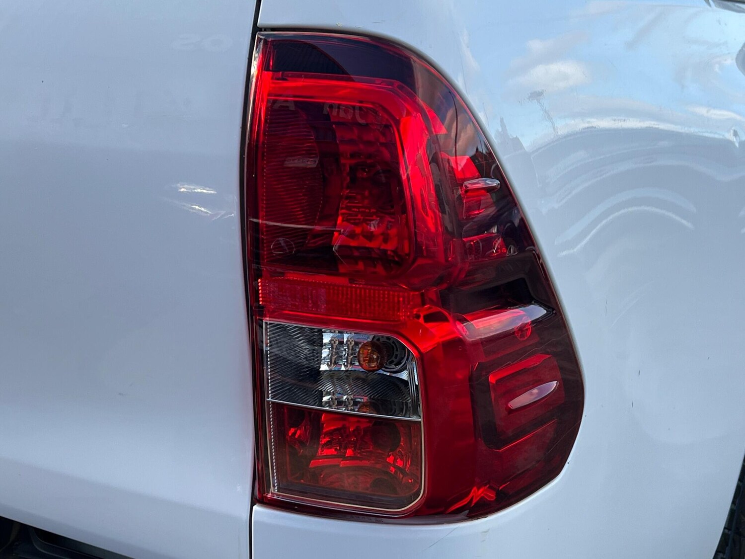 Used Toyota Hilux for sale - 77671689: Photo 55