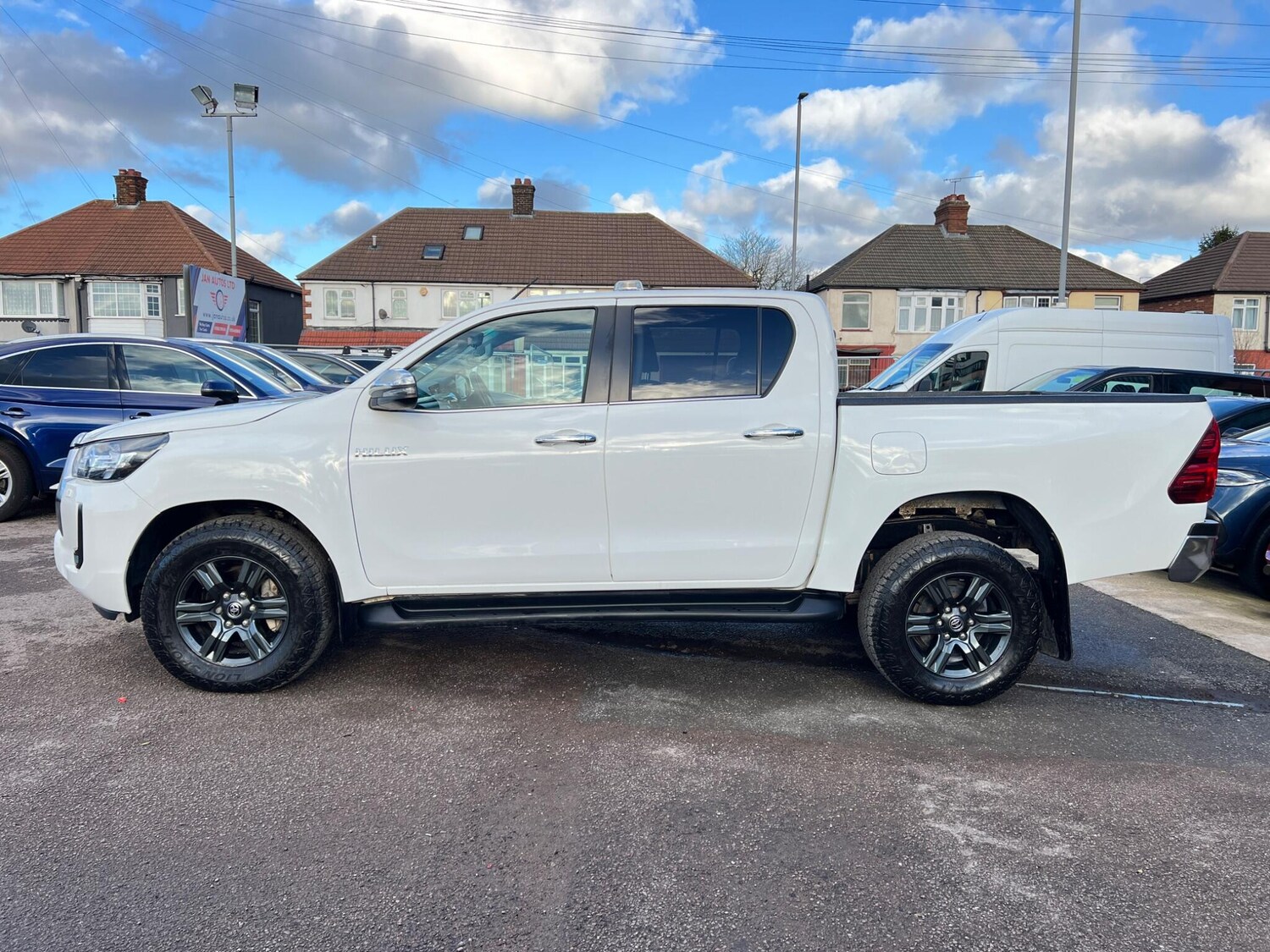 Used Toyota Hilux for sale - 77671689: Photo 8