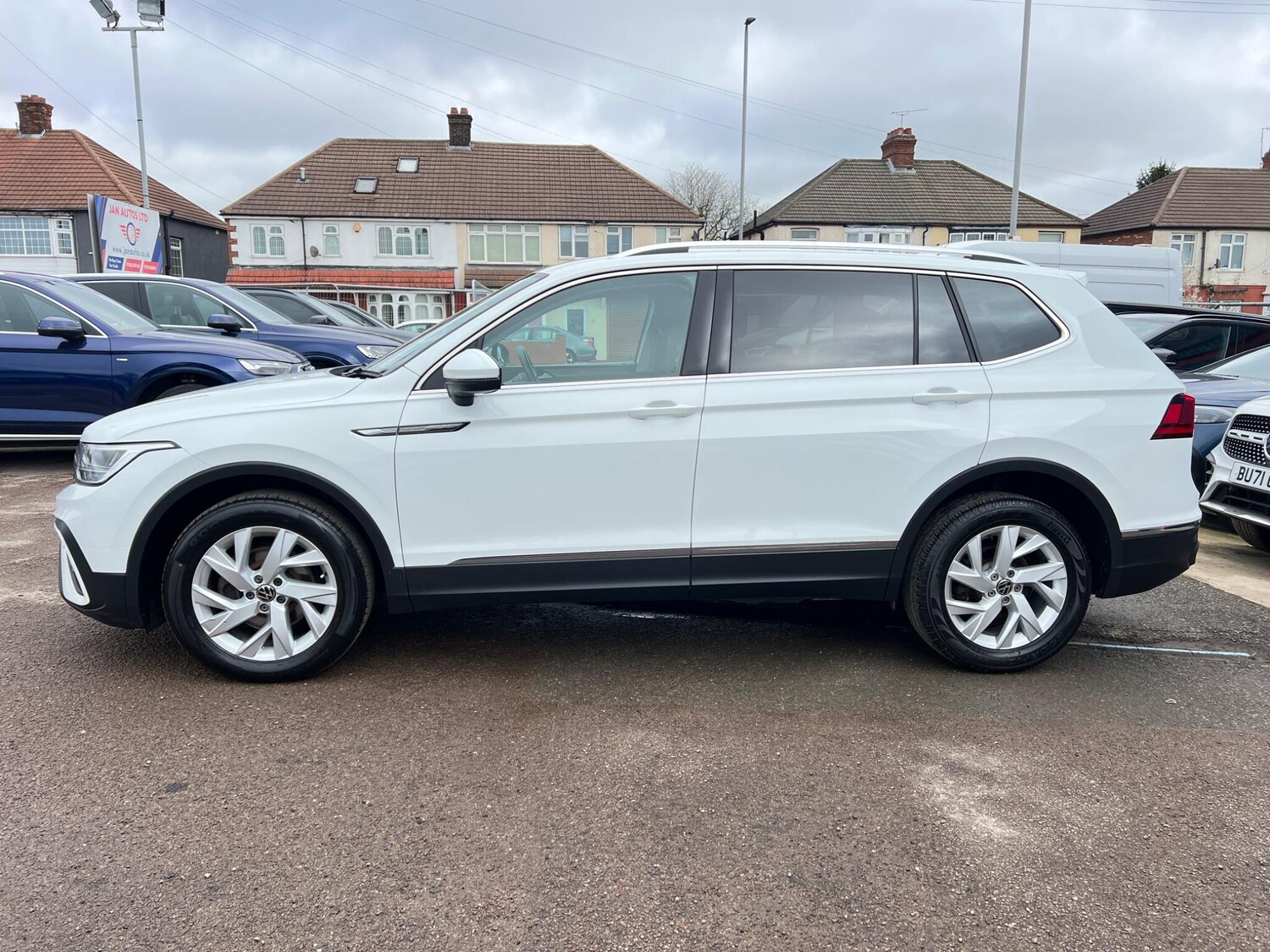 Used Volkswagen Tiguan Allspace 2023 for sale - 77940489: Photo 37