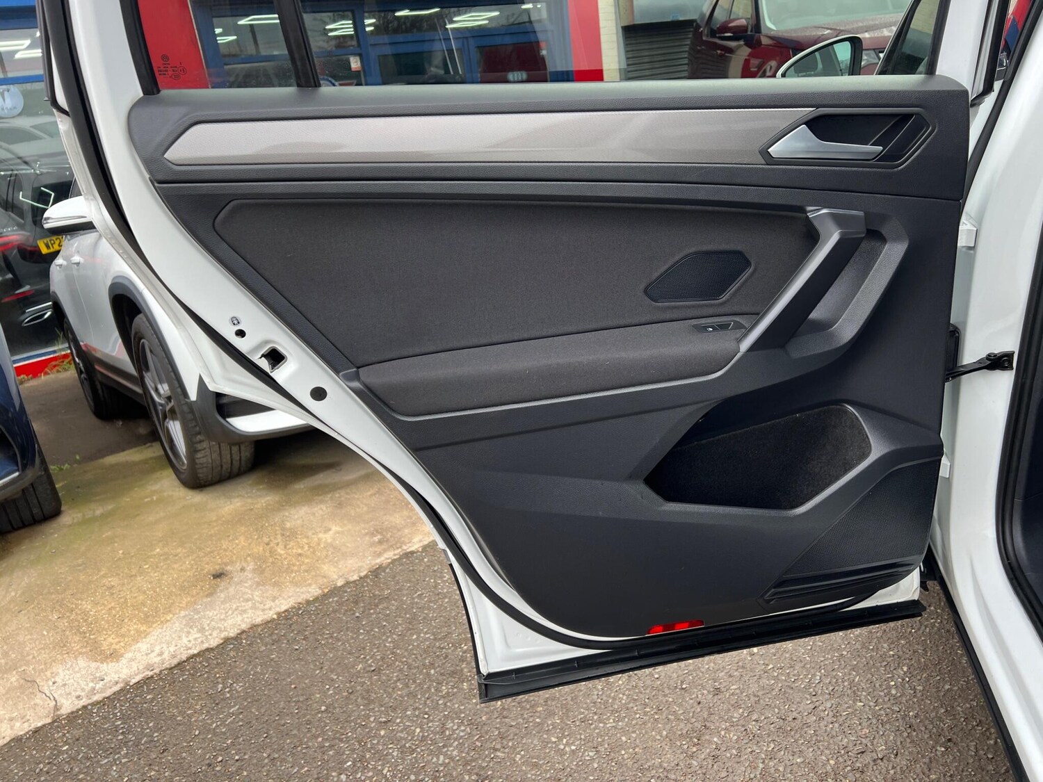 Used Volkswagen Tiguan Allspace 2023 for sale - 77940489: Photo 56