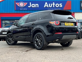 Used Land Rover Discovery Sport 2018 for sale - 79544310: Photo