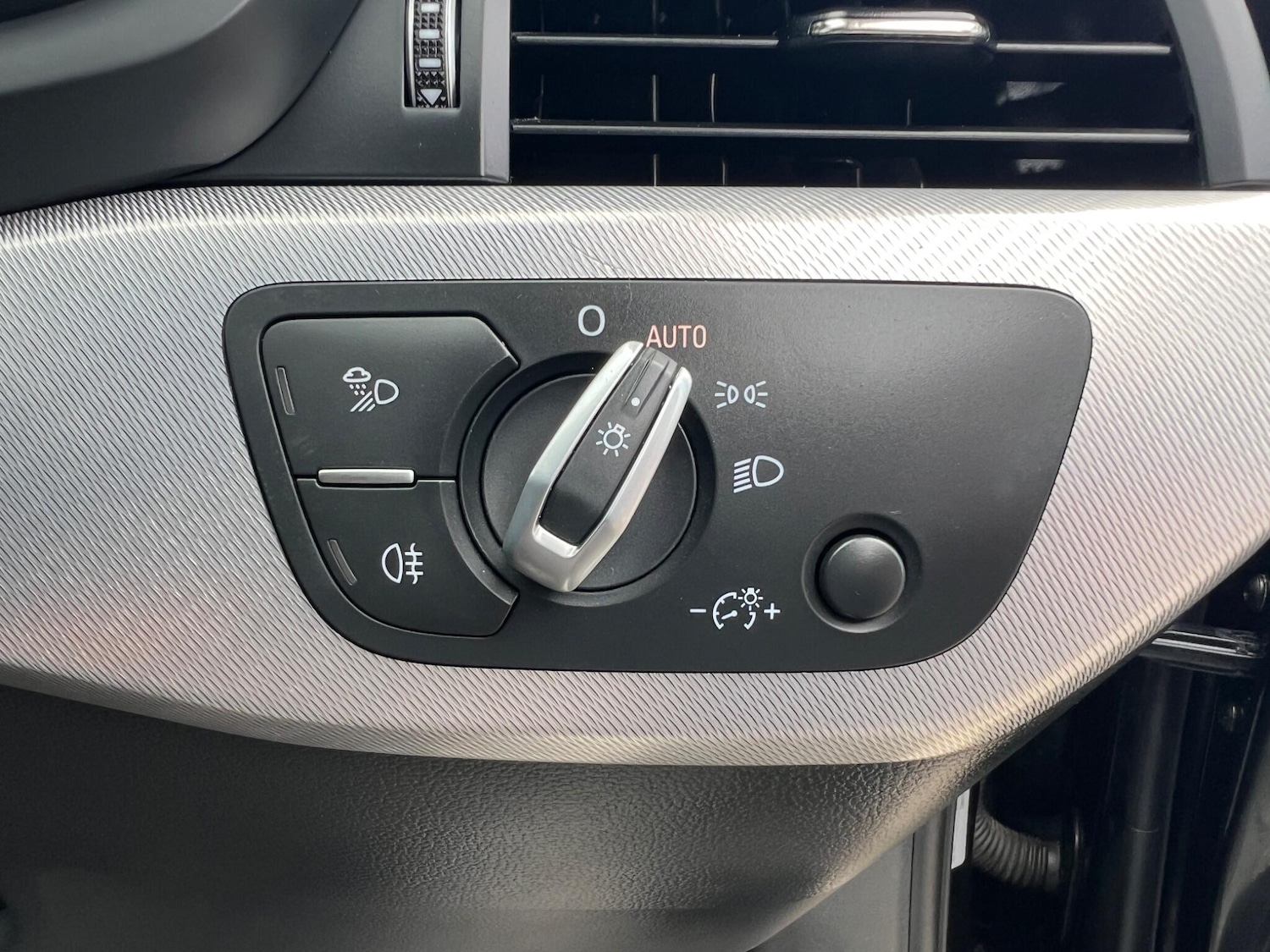 Used Audi A4 2022 for sale - 77925786: Photo 43