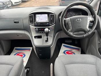 Used Hyundai i800 2018 for sale - 79475483: Photo