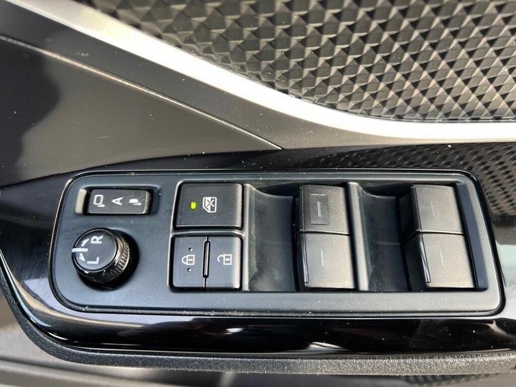 Used Toyota C-HR for sale - 77671957: Photo 44