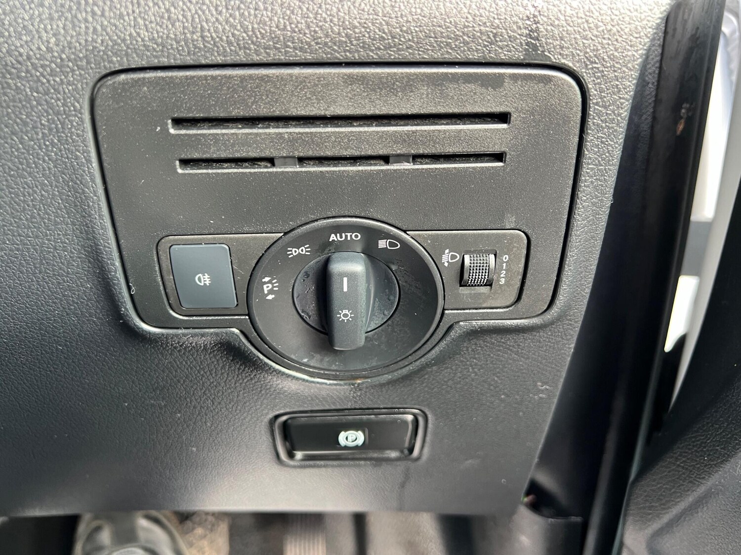 Used Mercedes-Benz Vito for sale - 77671771: Photo 32