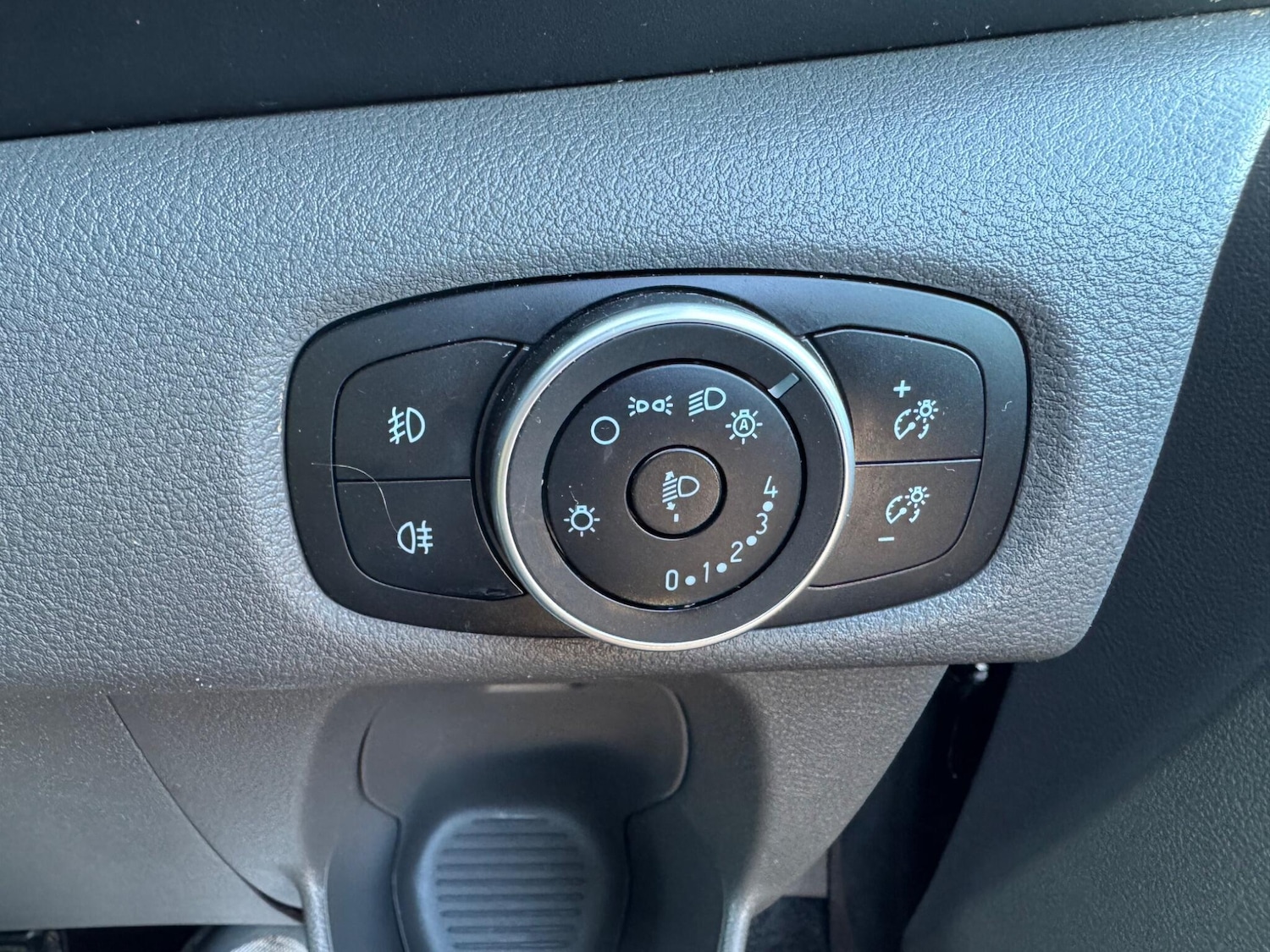 Used Ford Tourneo Custom for sale - 78214150: Photo 42