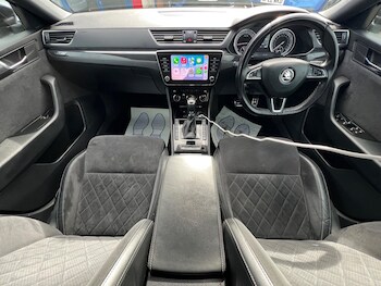 Used Skoda Superb 2019 for sale - 77671588: Photo