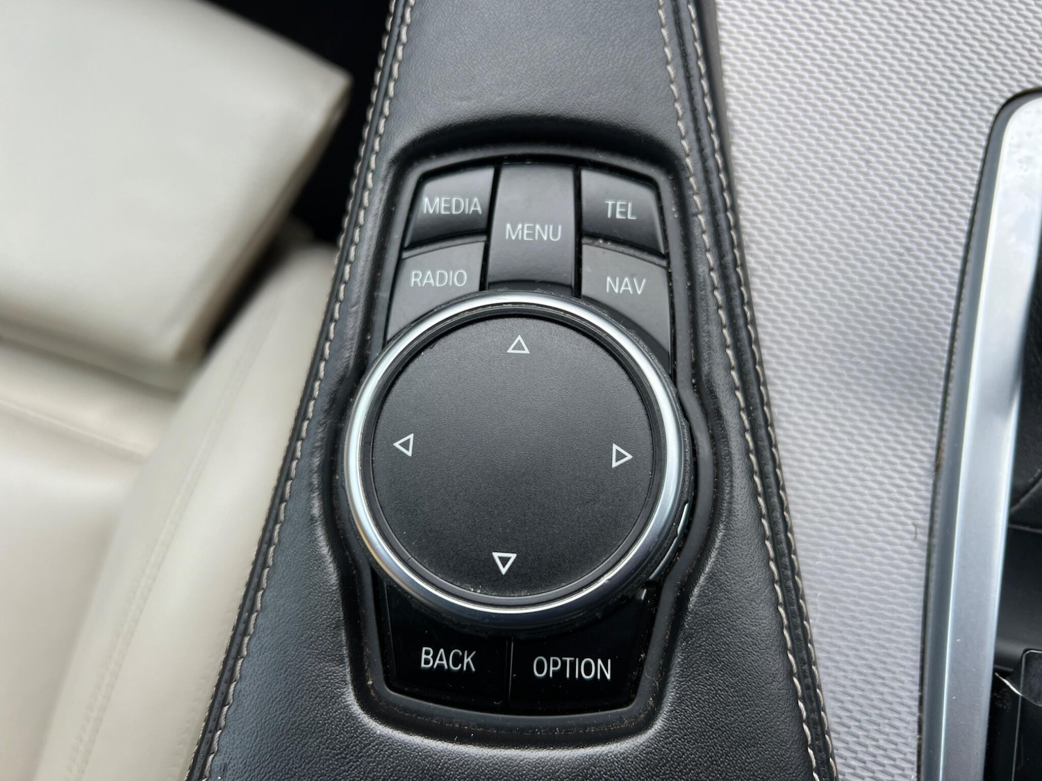 Used BMW 6 Series 2015 for sale - 77670658: Photo 48