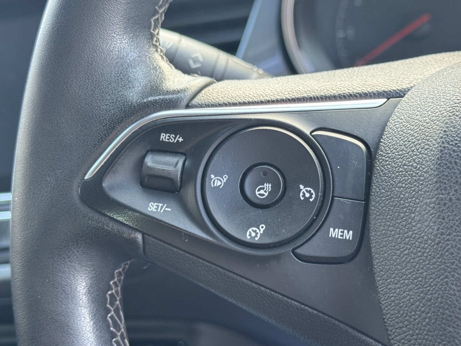 Used Vauxhall Crossland 2023 for sale - 77888472: Photo 26