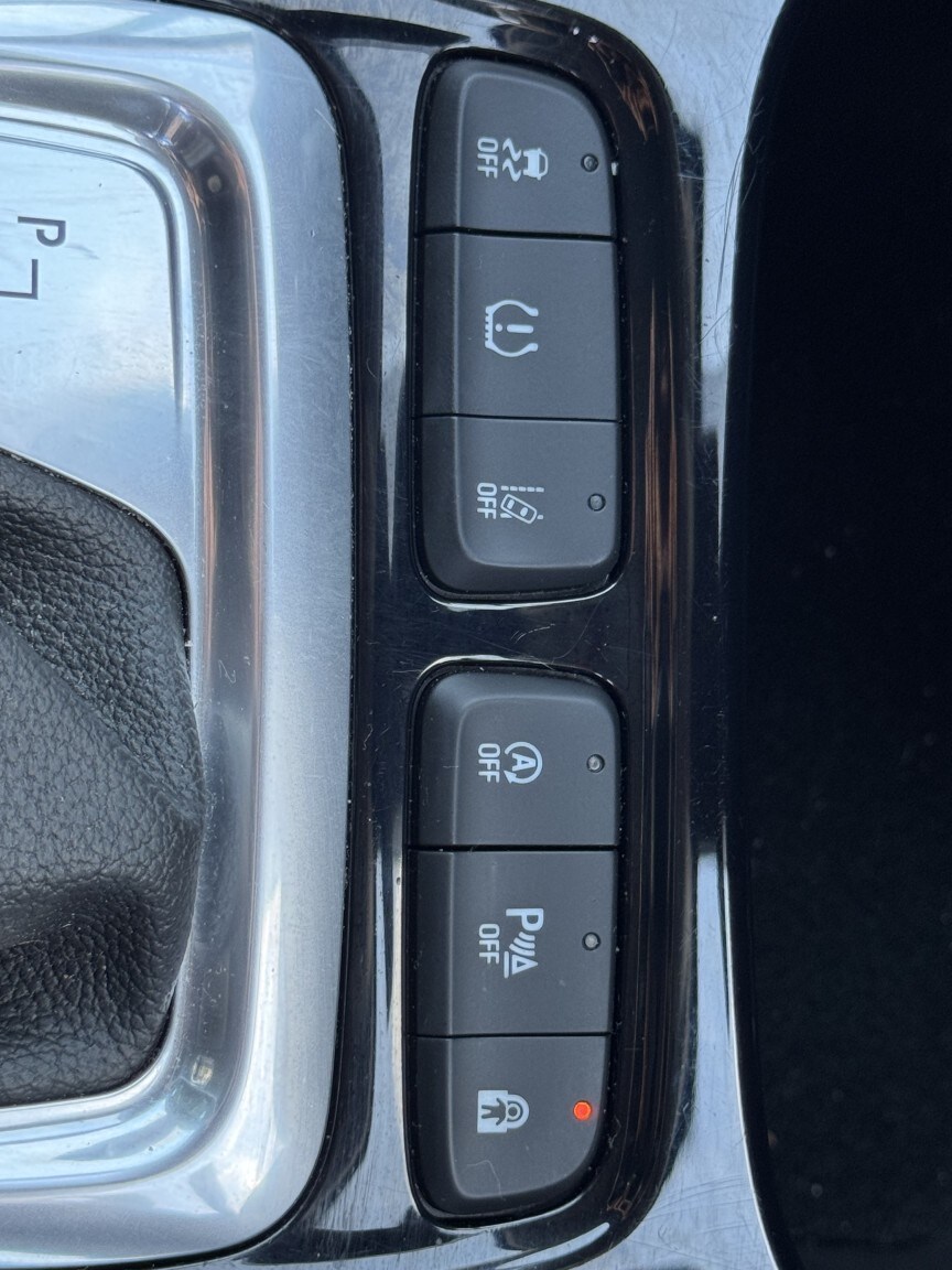 Used Vauxhall Crossland 2023 for sale - 77888472: Photo 31