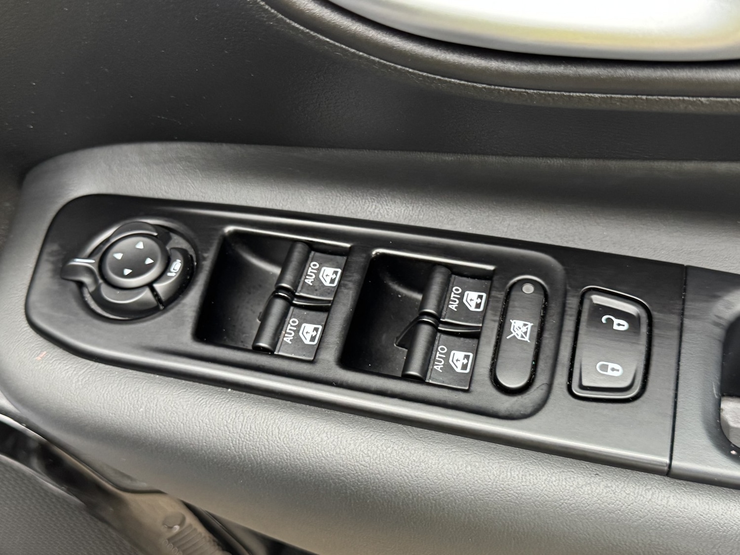 Used Jeep Renegade 2020 for sale - 77836819: Photo 22