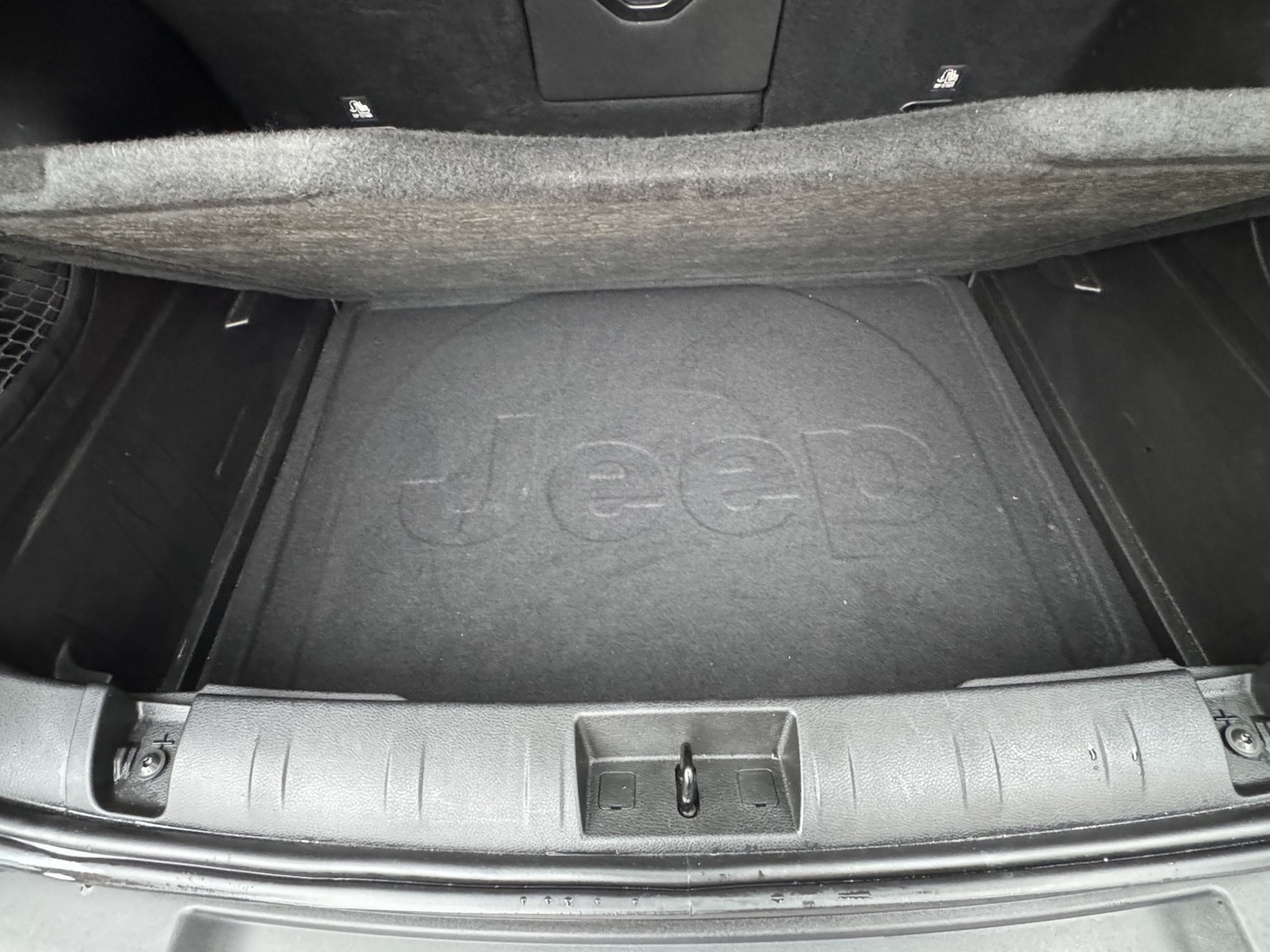 Used Jeep Renegade 2020 for sale - 77836819: Photo 28