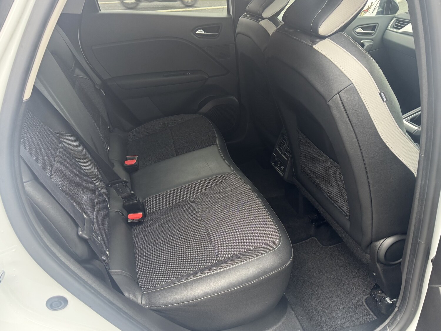 Used Renault Captur 2022 for sale - 78056940: Photo 26