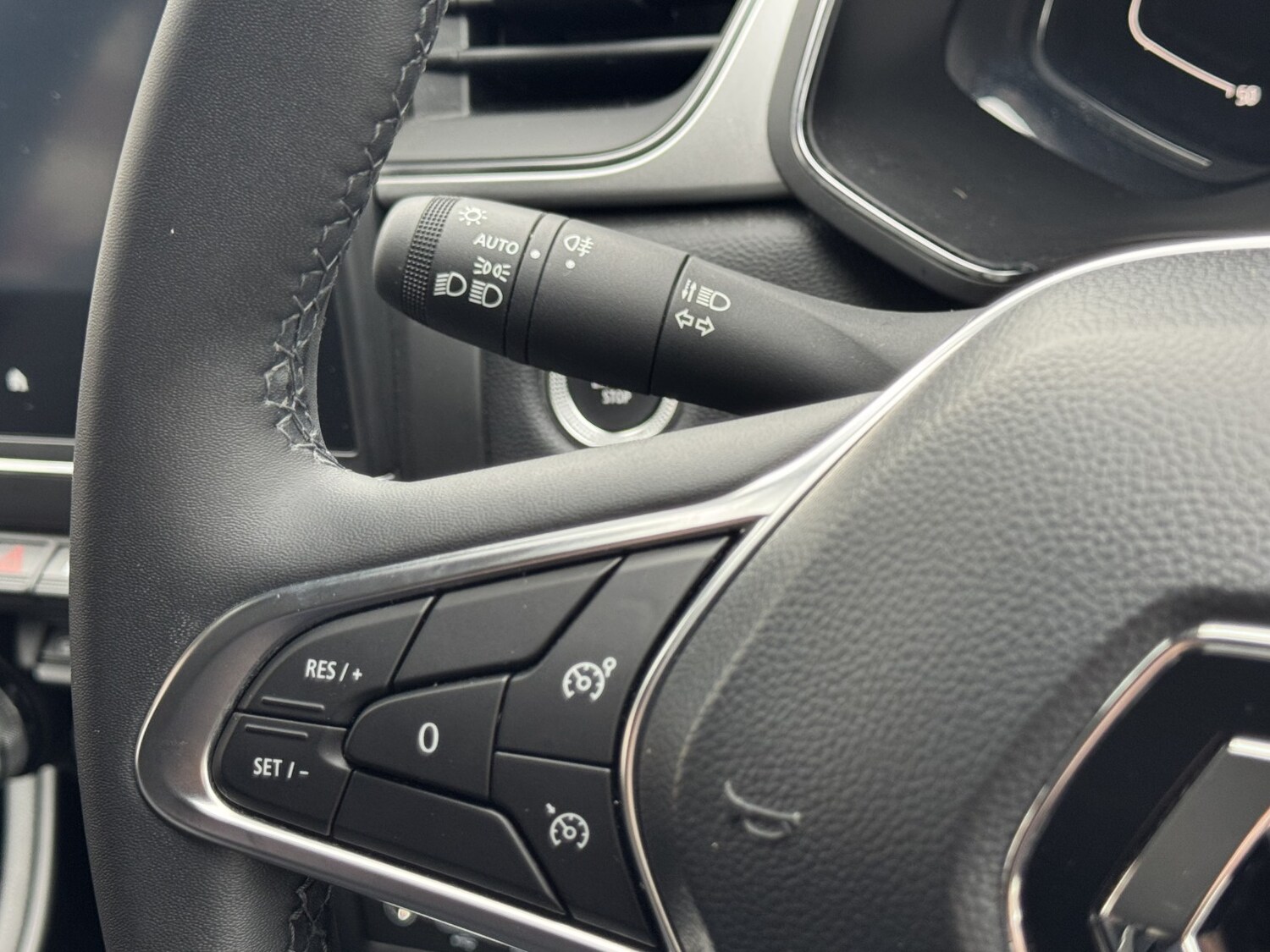 Used Renault Captur 2022 for sale - 78056940: Photo 32