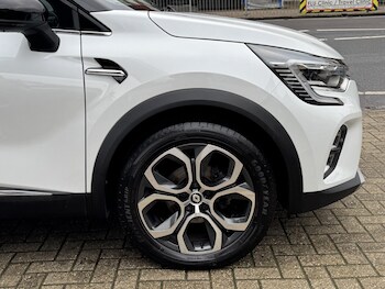 Used Renault Captur 2022 for sale - 78056940: Photo