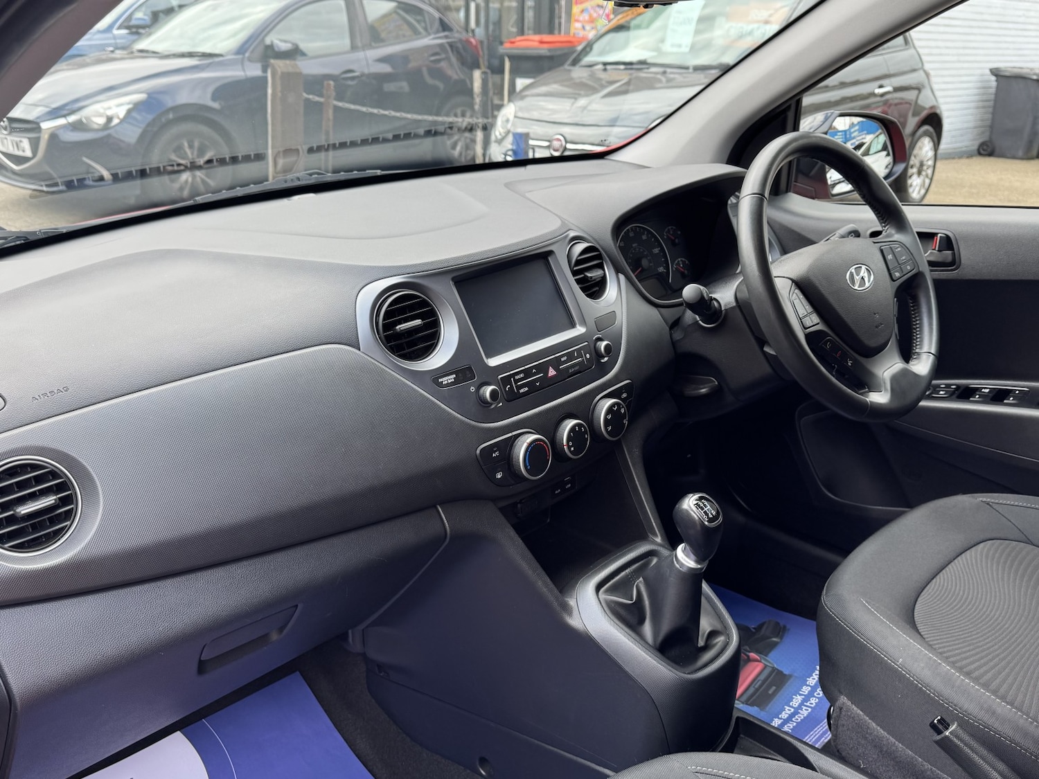 Used Hyundai i10 2019 for sale - 78134960: Photo 11