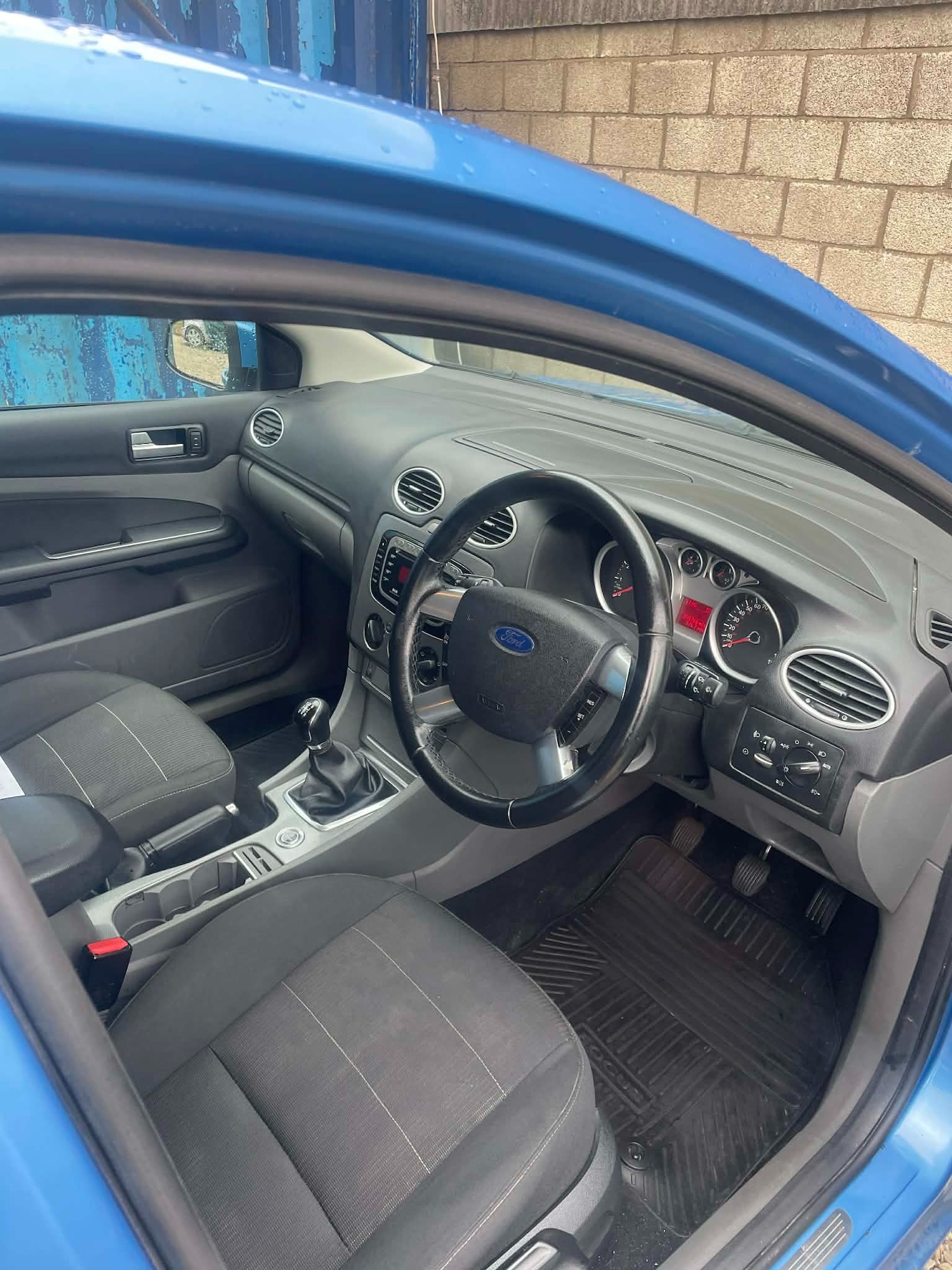 Used Ford Focus 2010 for sale - 77653875: Photo 10