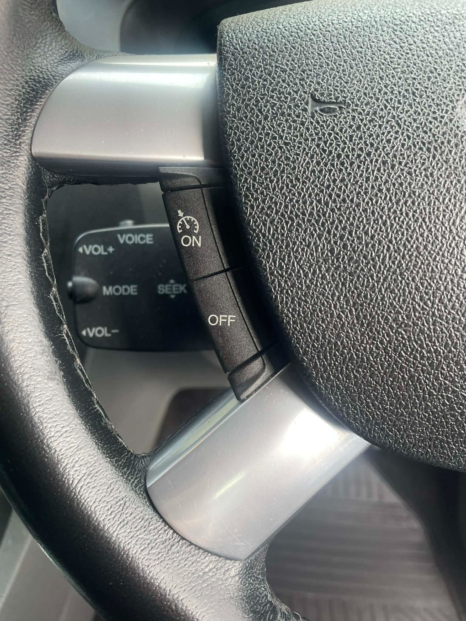 Used Ford Focus 2010 for sale - 77653875: Photo 16