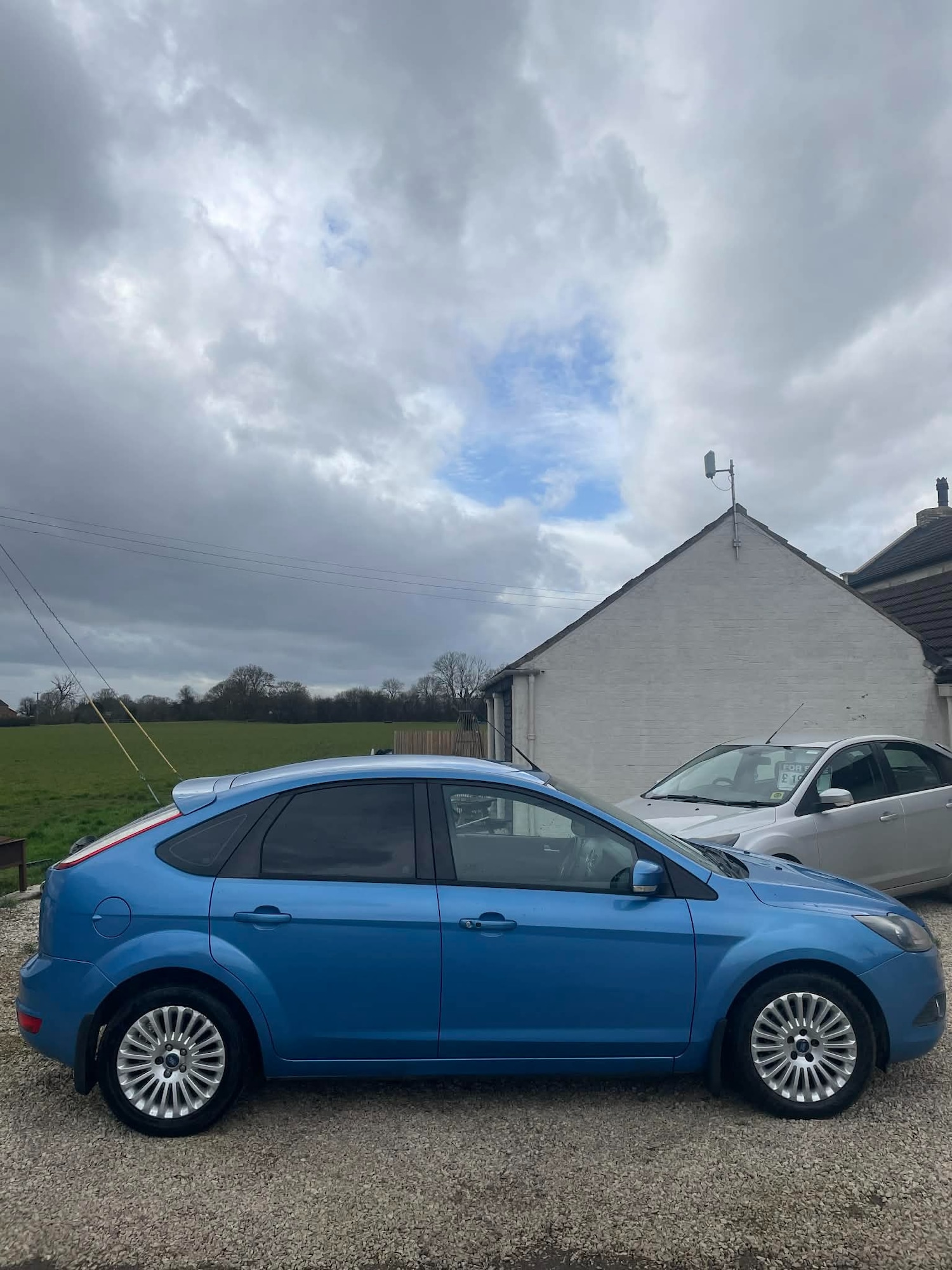 Used Ford Focus 2010 for sale - 77653875: Photo 3