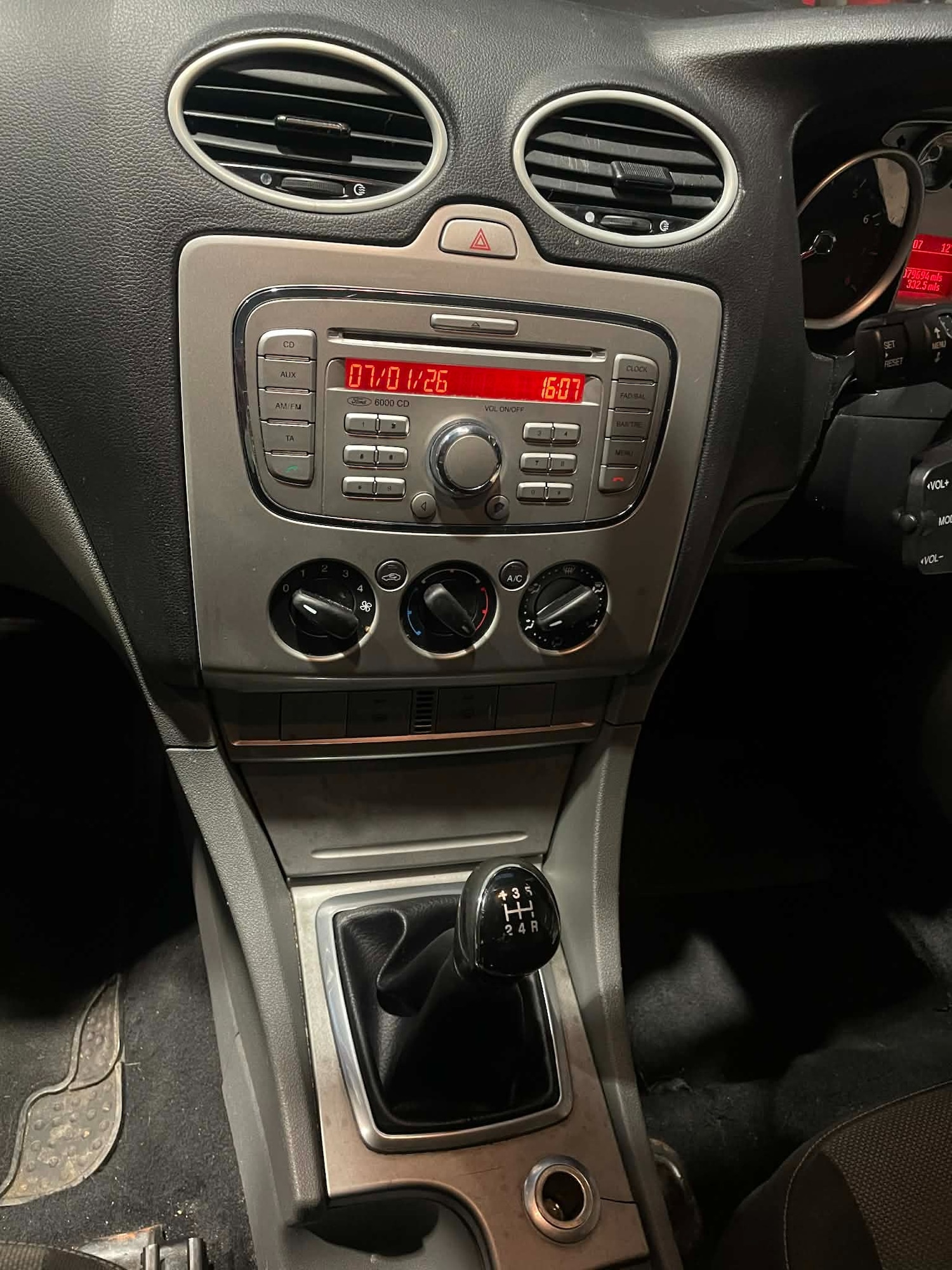 Used Ford Focus 2008 for sale - 77174374: Photo 19