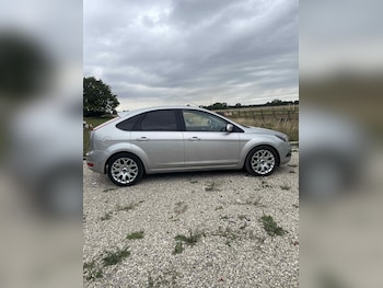 Used Ford Focus 2009 for sale - 75666679: Photo