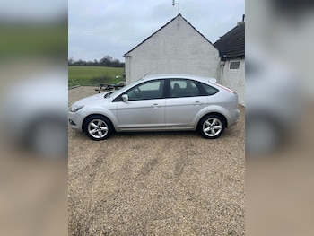 Used Ford Focus 2010 for sale - 77482364: Photo