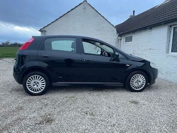 Used Fiat Grande Punto 2007 for sale - 77906999: Photo