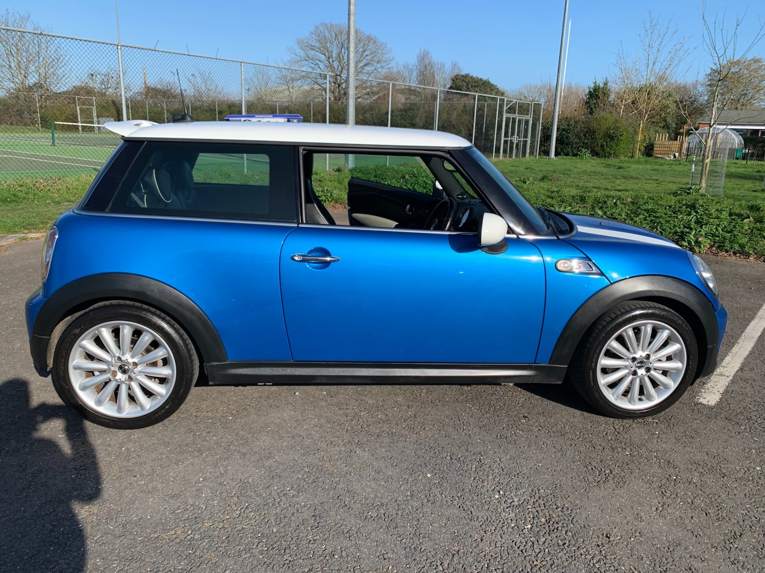 Used MINI Hatch 2011 for sale - 77930957: Photo 2