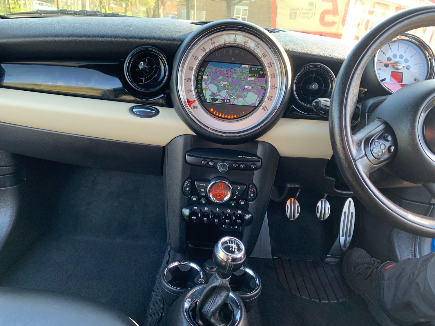 Used MINI Hatch 2011 for sale - 77930957: Photo 8